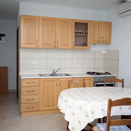 By The Sea - 5269 Rogoznica (Sibenik-Knin)