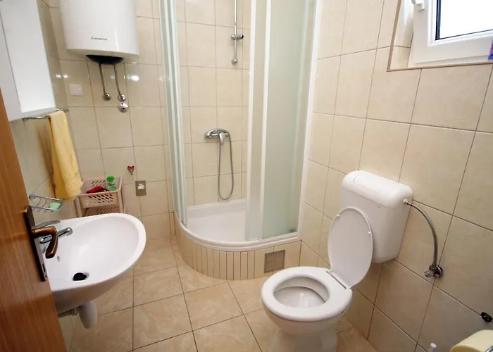 Appartement By The Sea - 5269 Rogoznica (Sibenik-Knin)