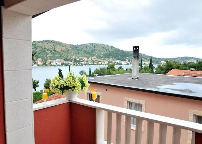 By The Sea - 5269 * Rogoznica (Sibenik-Knin)