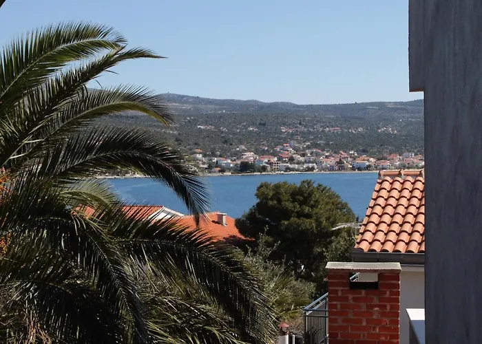 Appartement By The Sea - 5269 *