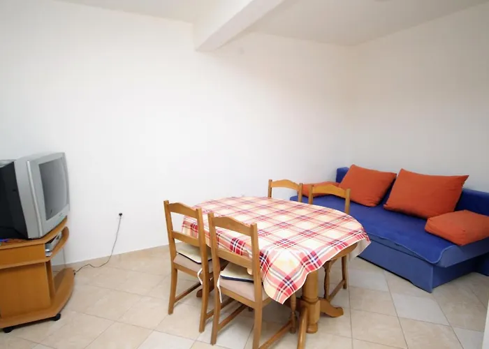 Appartement By The Sea - 5269 Rogoznica (Sibenik-Knin)